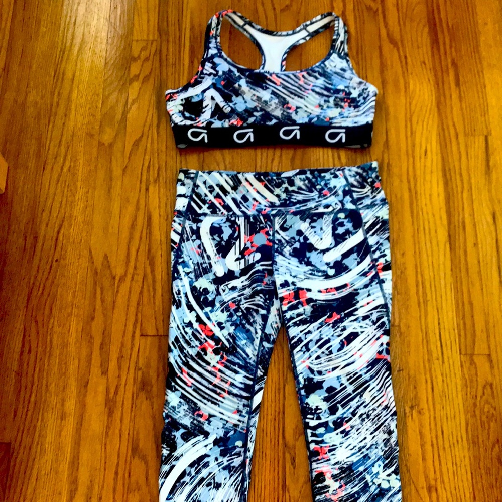 Gap workout set. No flaws  Size L